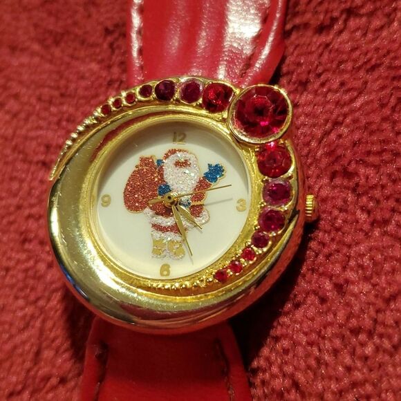Santa Claus Christmas Rubies Red‎ Crystals Leather Band Gold Tone Sparkle Watch - Picture 1 of 10